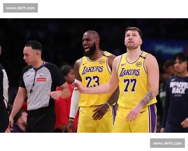 核心权更迭引爆湖人更衣室!詹姆斯拒当绿叶,佩林卡铁心押注东契奇 核心权更迭引爆湖人更衣室!詹姆斯拒当绿叶,佩林卡铁心押注东契奇