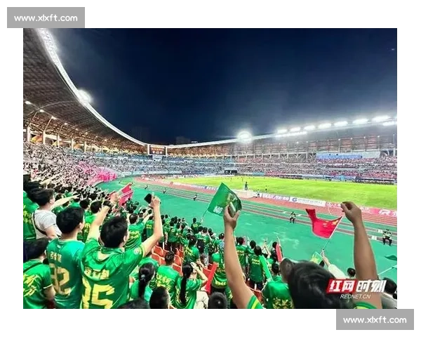 湘超岳阳主场首战在即 焕新场馆静候绿茵燃情 湘超岳阳主场首战在即 焕新场馆静候绿茵燃情